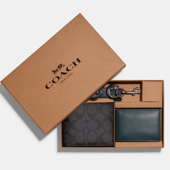 Coach Boxed 3 In 1 Wallet Gift Set In Colorblock Signature Canvas - Picture 1 of 7